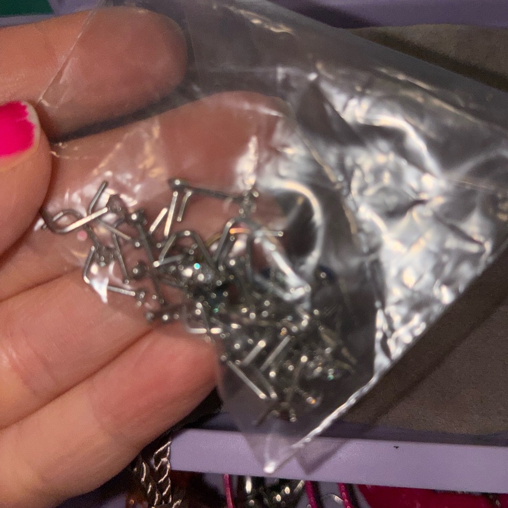 Assorted Silver-Tone Body Nosering Jewelry Piercing Lot - Picture 3 of 4
